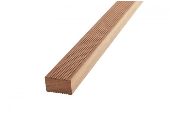 Legary drewniane pod taras – jak dobrać, zamontować i uniknąć błędów?