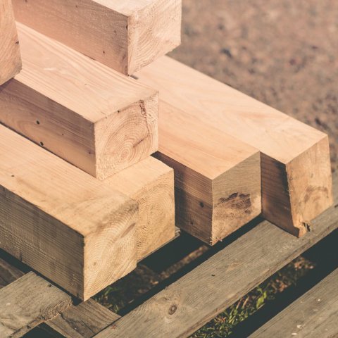 C24 Lite - Odkryj zalety tego drewna konstrukcyjnego