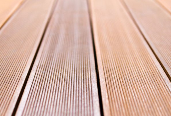 Deski bangkirai na taras z drewna egzotycznego