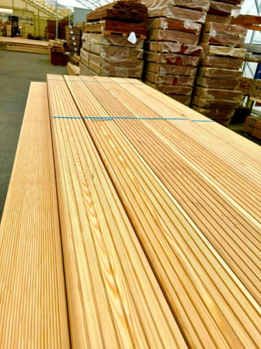 Deski tarasowe z modrzewia syberyjskiego - Global Biznes